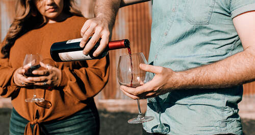 Alamos Wine Pour